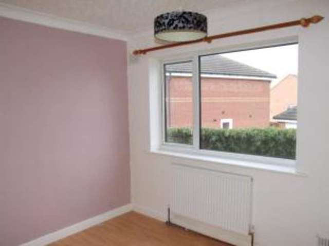 Image of 2 bedroom Bungalow for sale in Thornham Crescent Kirkby-in-Ashfield Nottingham NG17 at Kirkby-in-Ashfield Nottingham Kirkby in Ashfield, NG17 9GB