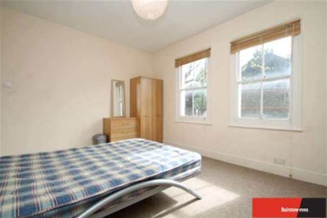 Image of 4 bedroom Detached house to rent in Thorparch Road London SW8 at London, SW8 4RU