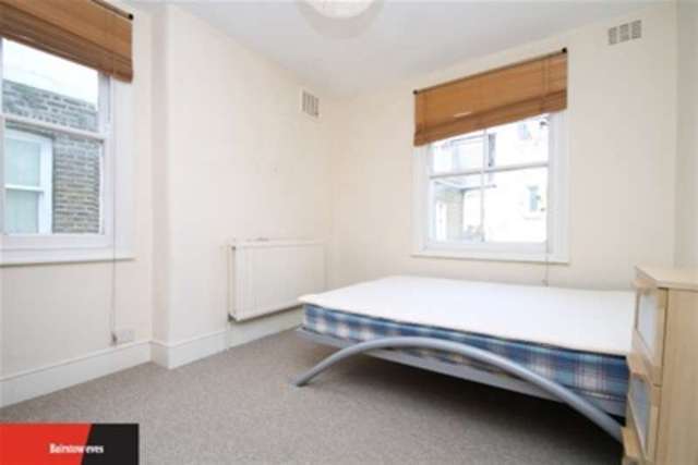  Image of 4 bedroom Detached house to rent in Thorparch Road London SW8 at London, SW8 4RU