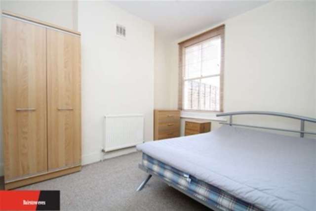  Image of 4 bedroom Detached house to rent in Thorparch Road London SW8 at London, SW8 4RU