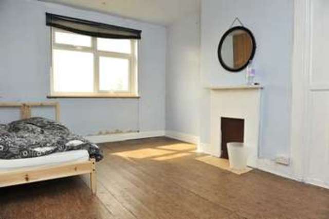  Image of 4 bedroom Semi-Detached house for sale in Thurlstone Road Ruislip Manor Ruislip HA4 at Thurlstone Road  Ruislip, HA4 0BT