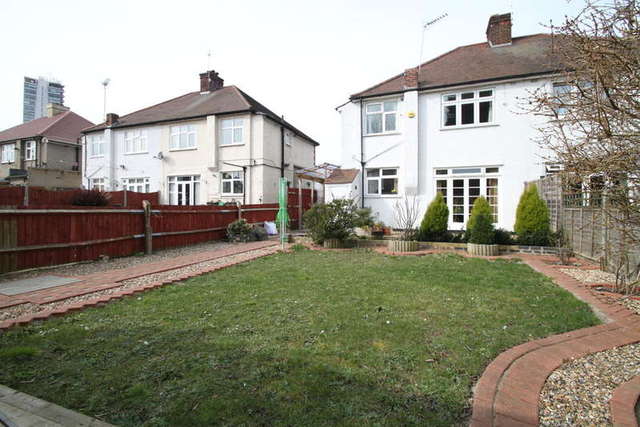  Image of 3 bedroom Semi-Detached house to rent in Tolworth Rise South Tolworth Surbiton KT5 at Surbiton Surrey, KT5 9NL