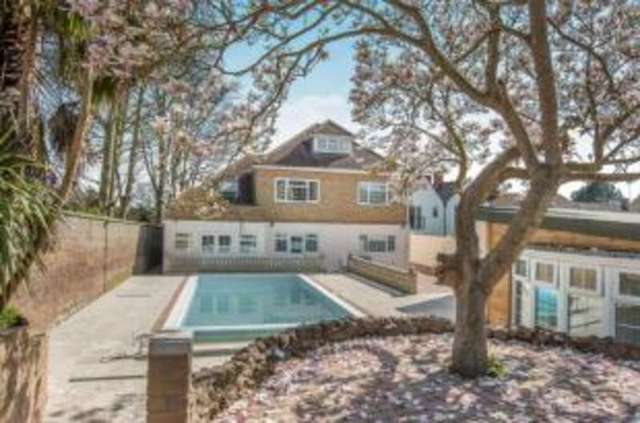  Image of 6 bedroom Detached house for sale in Tonbridge Road Barming Maidstone ME16 at Maidstone Kent Maidstone, ME16 8SP