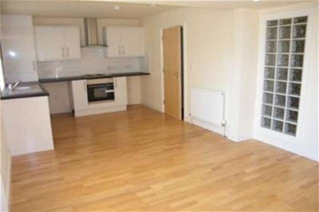 Image of 2 bedroom Property to rent in Trafford Street Preston PR1 at Preston, PR1 7QE