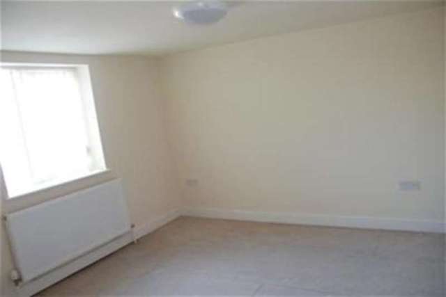  Image of 2 bedroom Property to rent in Trafford Street Preston PR1 at Preston, PR1 7QE