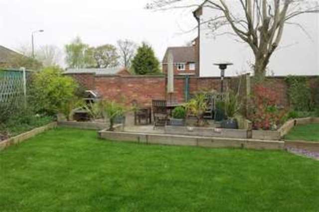  Image of 2 bedroom Property to rent in Trent Close Droitwich WR9 at Trent Close Droitwich Spa Droitwich Spa, WR9 8TL