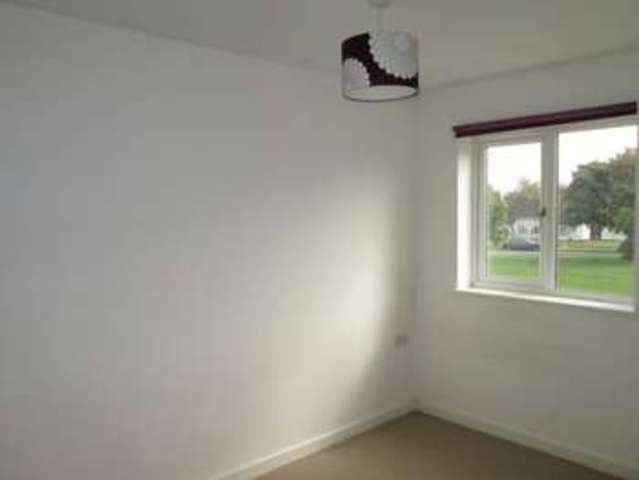  Image of 3 bedroom Semi-Detached house to rent in Trimpley Road Bartley Green Birmingham B32 at Trimpley Road  Birmingham, B32 3PE