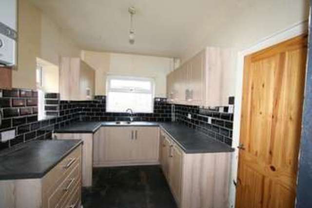  Image of 3 bedroom Semi-Detached house to rent in Turf Hill Road Rochdale OL16 at Rochdale OL16 4XQ Rochdale, OL16 4XQ