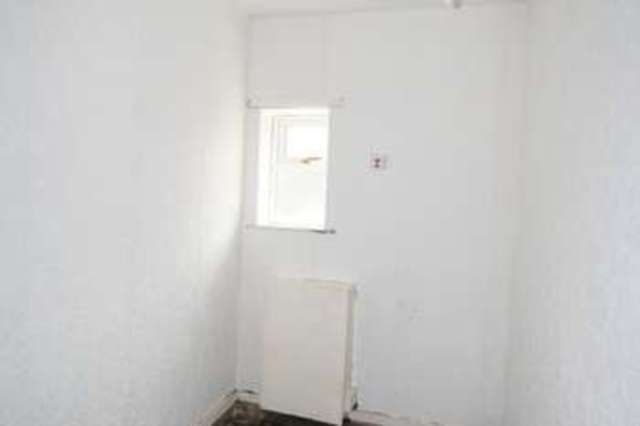  Image of 3 bedroom Semi-Detached house to rent in Turf Hill Road Rochdale OL16 at Rochdale OL16 4XQ Rochdale, OL16 4XQ