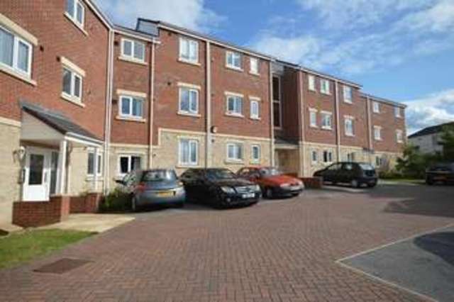  Image of 2 bedroom Flat to rent in Twivey Court Castleford WF10 at Twivey Court  Castleford, WF10 5FD