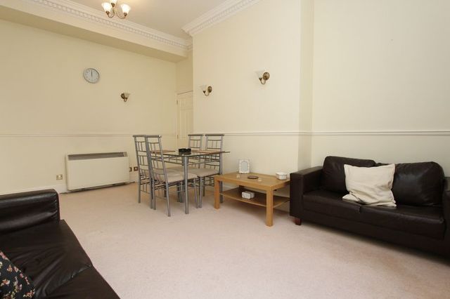  Image of 2 bedroom Flat to rent in South Western House Southampton SO14 at South Western House  Southampton, SO14 3AL