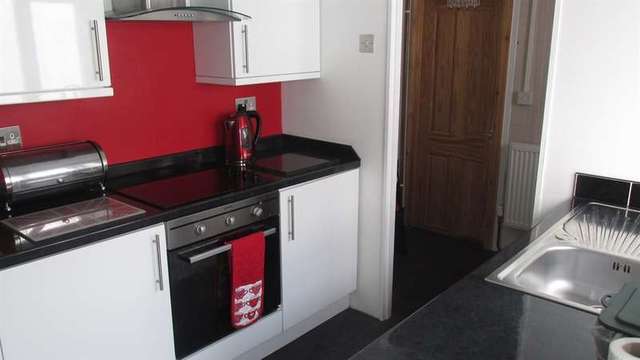  Image of 3 bedroom Terraced house for sale in Tyn Y Bonau Road Pontarddulais Swansea SA4 at Pontarddulais Swansea Swansea, SA4 8RY