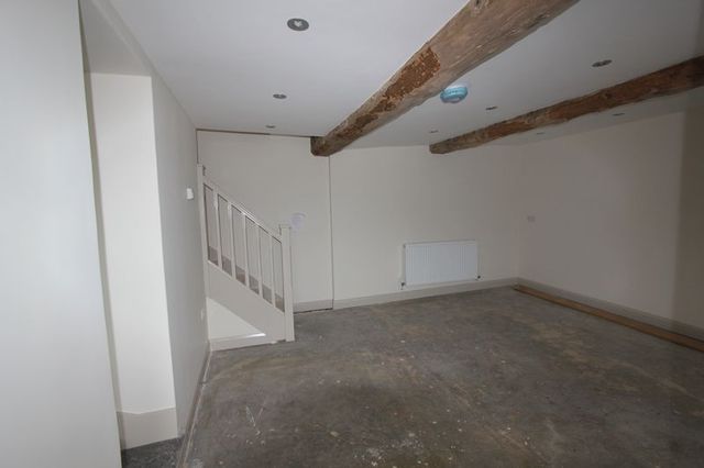  Image of 2 bedroom Cottage to rent in Vale Street Denbigh LL16 at 94 Vale Street  Denbigh, LL16 3BW