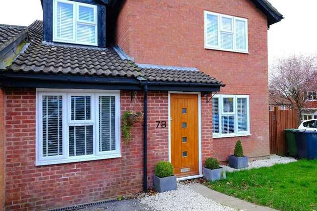  Image of 4 bedroom Detached house for sale in Valley Park Drive Horndean Waterlooville PO8 at Clanfield Hampshire Waterlooville, PO8 0PS