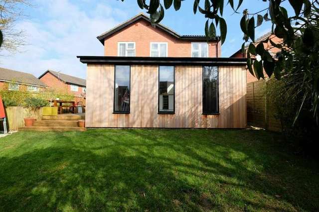  Image of 4 bedroom Detached house for sale in Valley Park Drive Horndean Waterlooville PO8 at Clanfield Hampshire Waterlooville, PO8 0PS