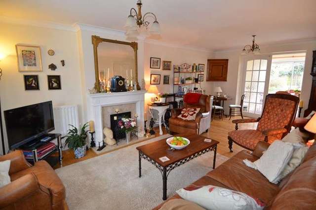  Image of 4 bedroom Detached house for sale in Varlins Way Kings Norton Birmingham B38 at Varlins Way Kings Norton Birmingham, B38 9UX