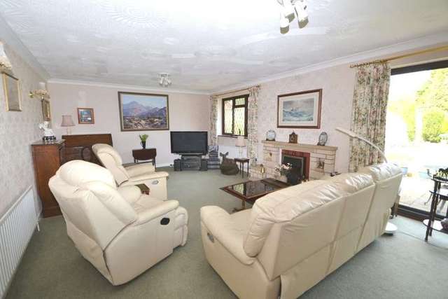  Image of 5 bedroom Detached house for sale in Ringwood Road Verwood BH31 at 135a Ringwood Road  Verwood, BH31 7AE
