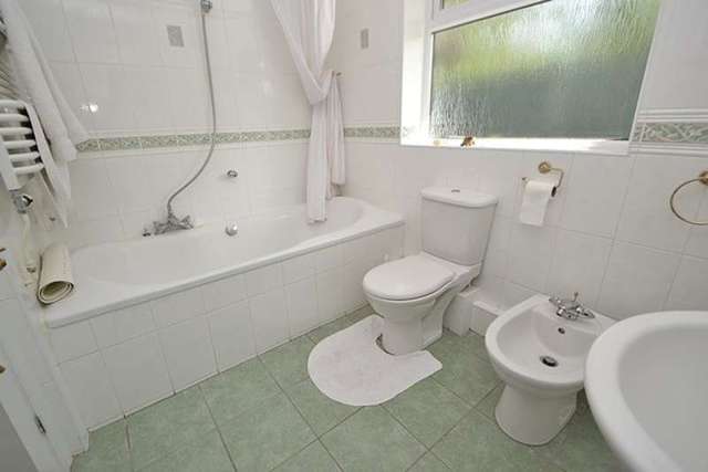  Image of 4 bedroom Detached house for sale in Blackthorn Way Verwood BH31 at Verwood, BH31 6TA