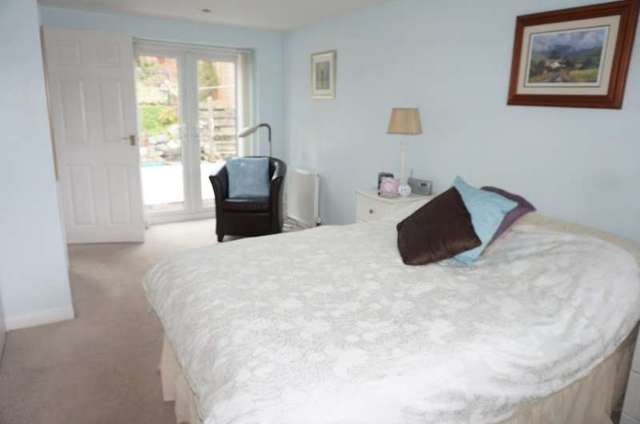  Image of 3 bedroom Detached house for sale in Vicarage Drive Kendal LA9 at Kendal Cumbria, LA9 5AZ