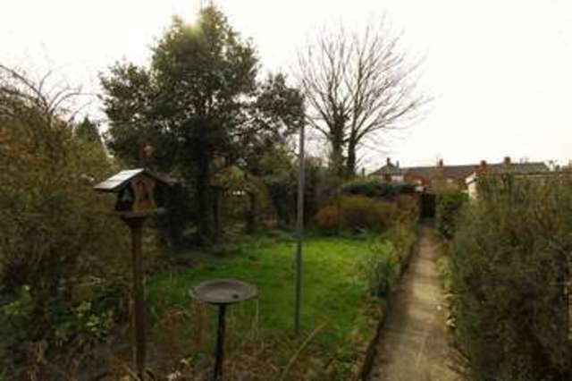  Image of 4 bedroom Terraced house for sale in Victoria Avenue Princes Avenue Hull HU5 at Victoria Avenue  Hull, HU5 3DN