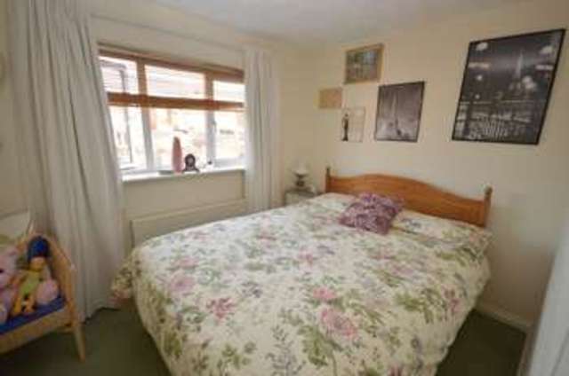  Image of 2 bedroom Terraced house for sale in Villiers Close Leagrave Luton LU4 at Villiers Close  Luton, LU4 9FR