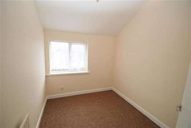  Image of 4 bedroom Semi-Detached house for sale in Wainfleet Road Skegness PE25 at Skegness, PE25 3RG
