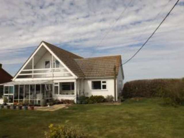  Image of 4 bedroom Bungalow for sale in The Crescent Walcott Norwich NR12 at Walcott Norwich Walcott, NR12 0NH