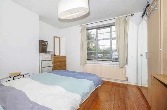  Image of 2 bedroom Flat to rent in Odessa Street London SE16 at Surrey Quays, SE16 7HD