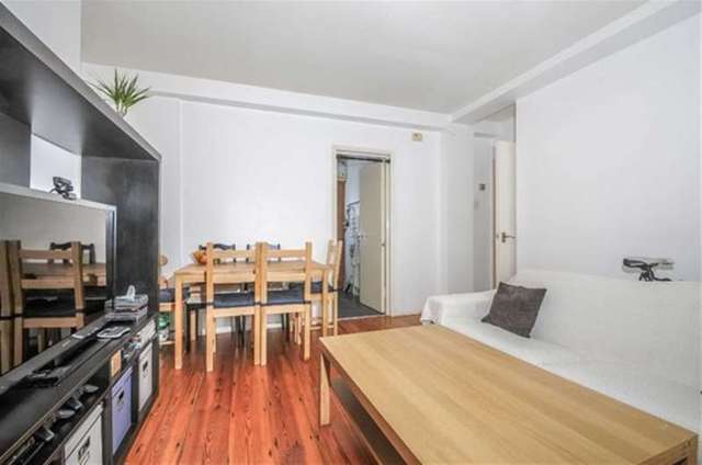  Image of 2 bedroom Flat to rent in Odessa Street London SE16 at Surrey Quays, SE16 7HD