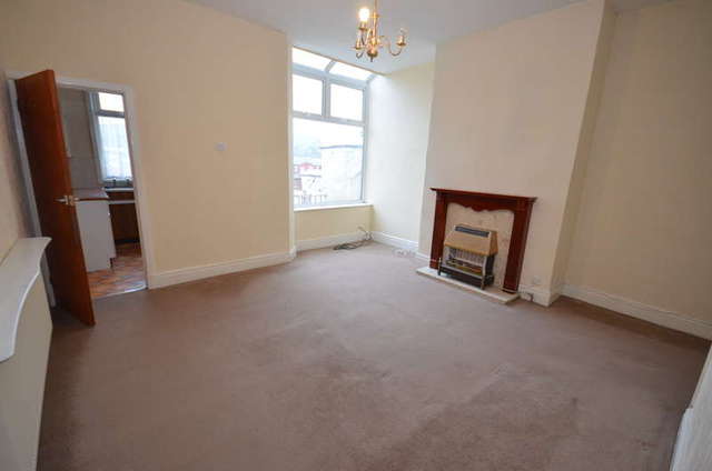  Image of 2 bedroom Terraced house to rent in Walmsley Street Darwen BB3 at Darwen Lancashire, BB3 3AD