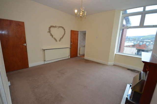  Image of 2 bedroom Terraced house to rent in Walmsley Street Darwen BB3 at Darwen Lancashire, BB3 3AD