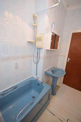  Image of 2 bedroom Terraced house to rent in Walmsley Street Darwen BB3 at Darwen Lancashire, BB3 3AD