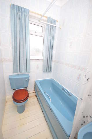  Image of 2 bedroom Terraced house to rent in Walmsley Street Darwen BB3 at Darwen Lancashire, BB3 3AD