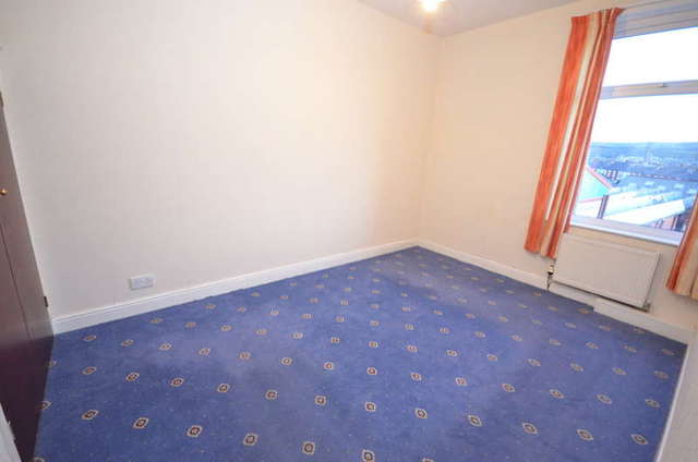  Image of 2 bedroom Terraced house to rent in Walmsley Street Darwen BB3 at Darwen Lancashire, BB3 3AD