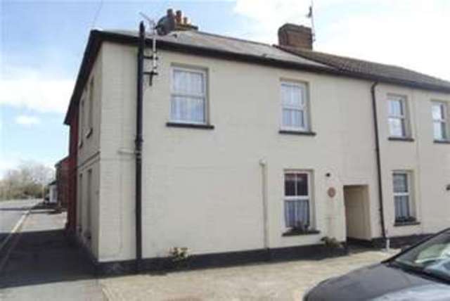  Image of 2 bedroom Detached house to rent in Kirby Road Walton on the Naze CO14 at Walton on the Naze, CO14 8QT