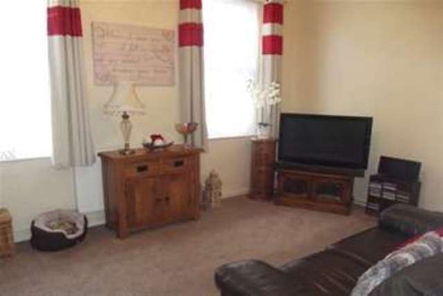  Image of 2 bedroom Detached house to rent in Kirby Road Walton on the Naze CO14 at Walton on the Naze, CO14 8QT