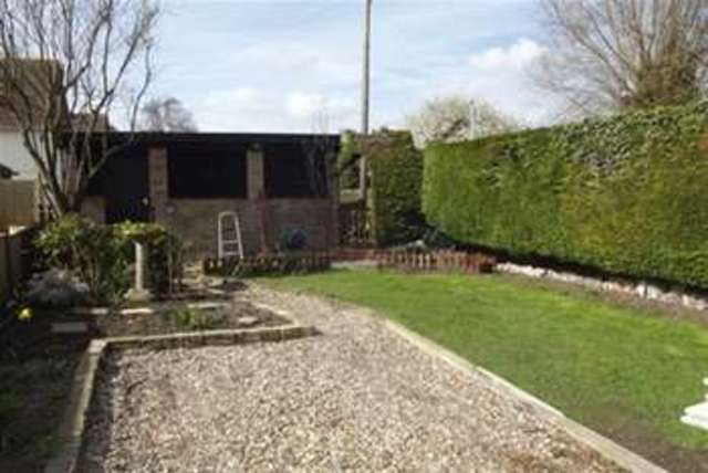  Image of 2 bedroom Detached house to rent in Kirby Road Walton on the Naze CO14 at Walton on the Naze, CO14 8QT