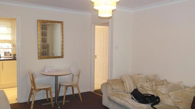  Image of 2 bedroom Flat to rent in Warbeck Close Newcastle upon Tyne NE3 at Warbeck Close Kingston Park Kenton, NE3 2FF