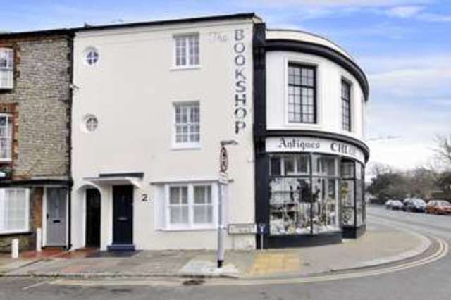 Image of 3 bedroom Terraced house for sale in Warwick Place Worthing BN11 at Warwick Place  Worthing, BN11 3EU