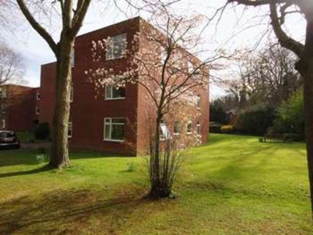  Image of 2 bedroom Flat to rent in Warwick Road Solihull B92 at Warwick Road  Solihull, B92 7AN