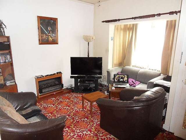  Image of 2 bedroom Property for sale in Warwick Road Tyseley Birmingham B11 at WARWICK ROAD TYSELEY BIRMINGHAM, B11 2HR