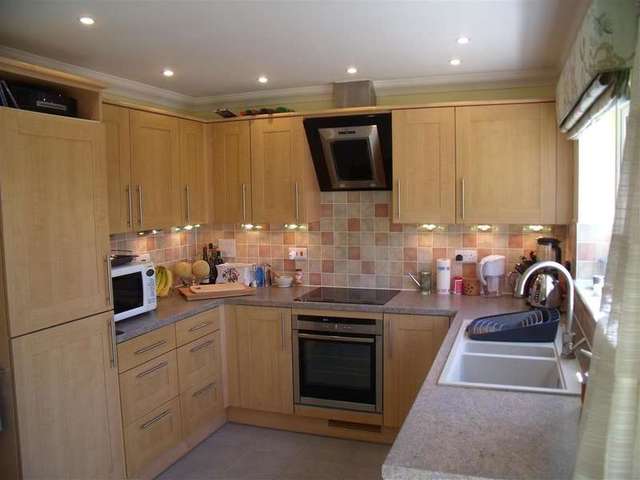  Image of 3 bedroom Terraced house for sale in Watersmead Drive Littlehampton BN17 at Littlehampton West Sussex Littlehampton, BN17 6GH