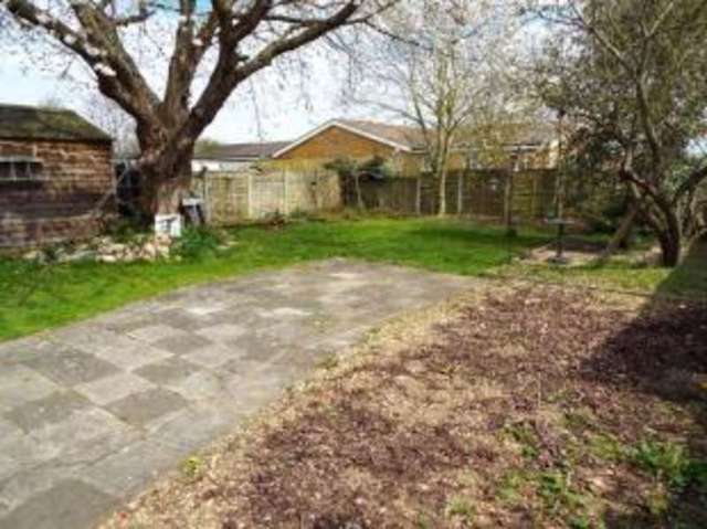  Image of 2 bedroom Bungalow for sale in Fen Road Watlington King