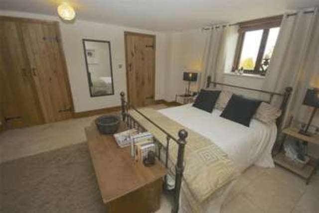  Image of 4 bedroom Detached house for sale in Latcham Latcham Wedmore BS28 at Latcham Wedmore, BS28 4SB