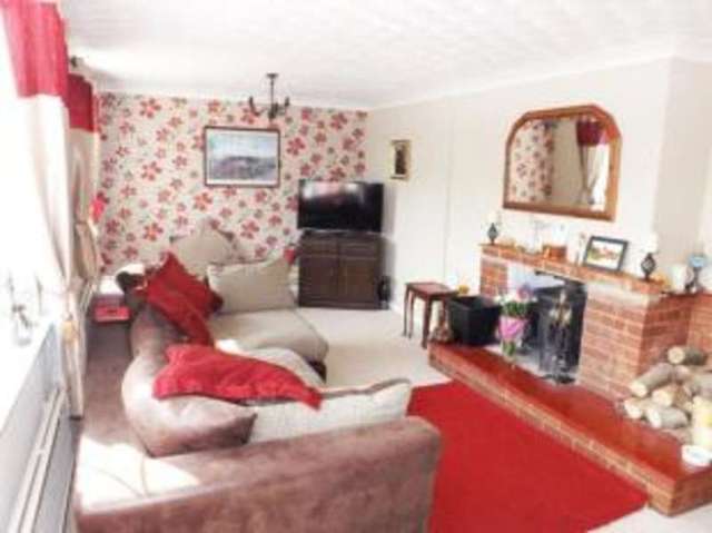  Image of 3 bedroom Bungalow for sale in Common Road Welborne Dereham NR20 at Welborne Norfolk Welborne, NR20 3LE
