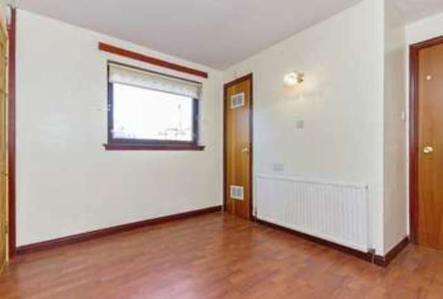  Image of 1 bedroom Flat for sale in Wemyss Court Rosyth Dunfermline KY11 at Wemyss Court Rosyth Rosyth, KY11 2LL