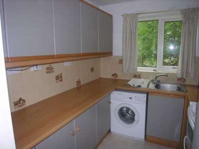  Image of 2 bedroom Flat to rent in Wharf Road Wendover Aylesbury HP22 at Wharf Road Wendover Aylesbury, HP22 6HF