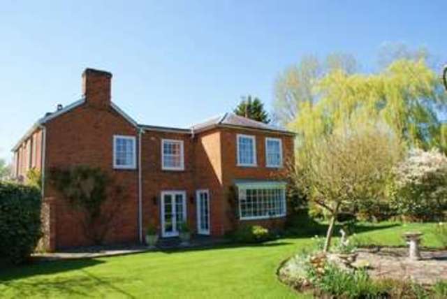  Image of 4 bedroom Detached house for sale in West End Waltham St. Lawrence Reading RG10 at West End Waltham St. Lawrence Reading, RG10 0NN