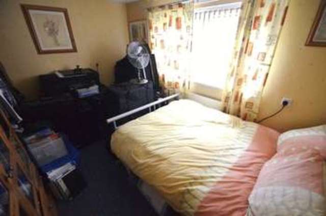  Image of 1 bedroom Flat for sale in West Lea Blaydon-on-Tyne NE21 at West Lea  Blaydon-On-Tyne, NE21 6NY