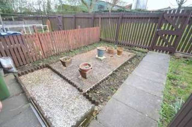  Image of 1 bedroom Flat for sale in West Lea Blaydon-on-Tyne NE21 at West Lea  Blaydon-On-Tyne, NE21 6NY